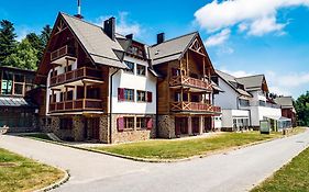 Pohorje Village Wellbeing Resort - Family Apartments Bolfenk